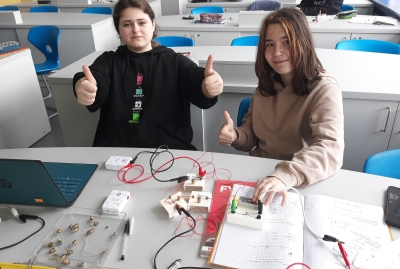 Fyzika 8. ročník - Elektřina