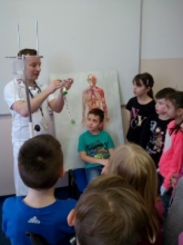 Exkurze v areálu děčínské nemocnice 3. A a 3. B