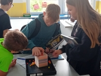 Pomůcky na fyziku z ČVUT Děčín